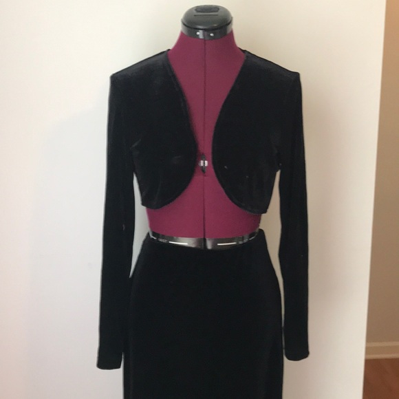 Sold - Picture 3 of 6